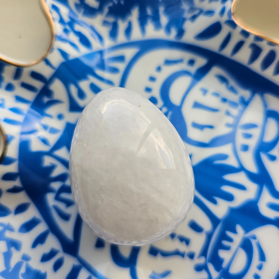 Clear Quartz Yoni egg